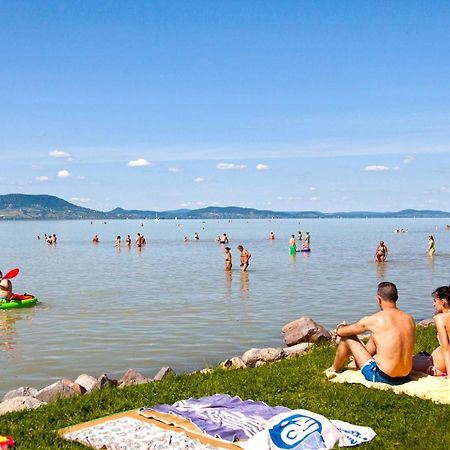 Villa HelloMária Balatonmáriafürdő Exterior foto